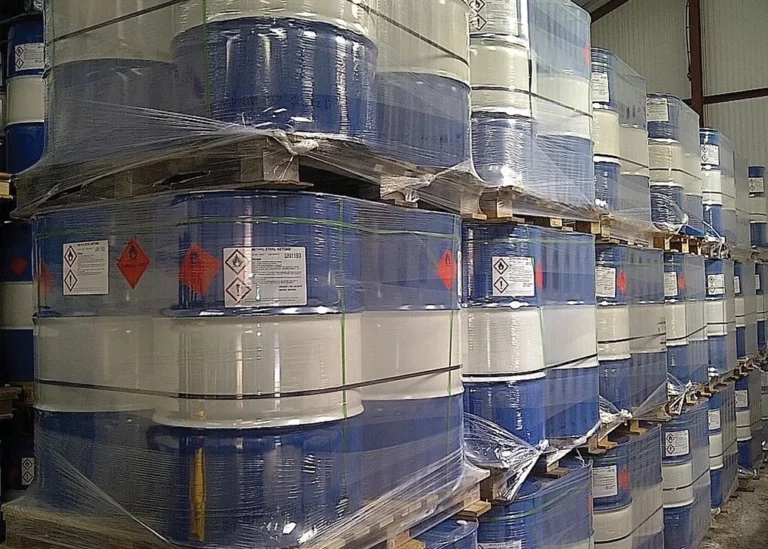 Stretch-wrapping-finished-pallets-tab
