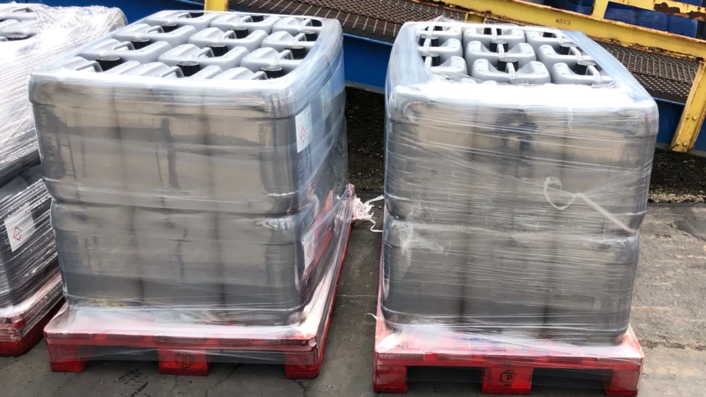 extreme-stretch-wrap-chemical-drum-pallet