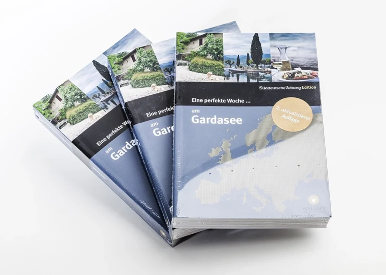 Display-Shrink-Film-Guide-Book-tab