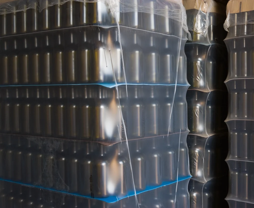 stretch-hooded-pallet-with-bottles
